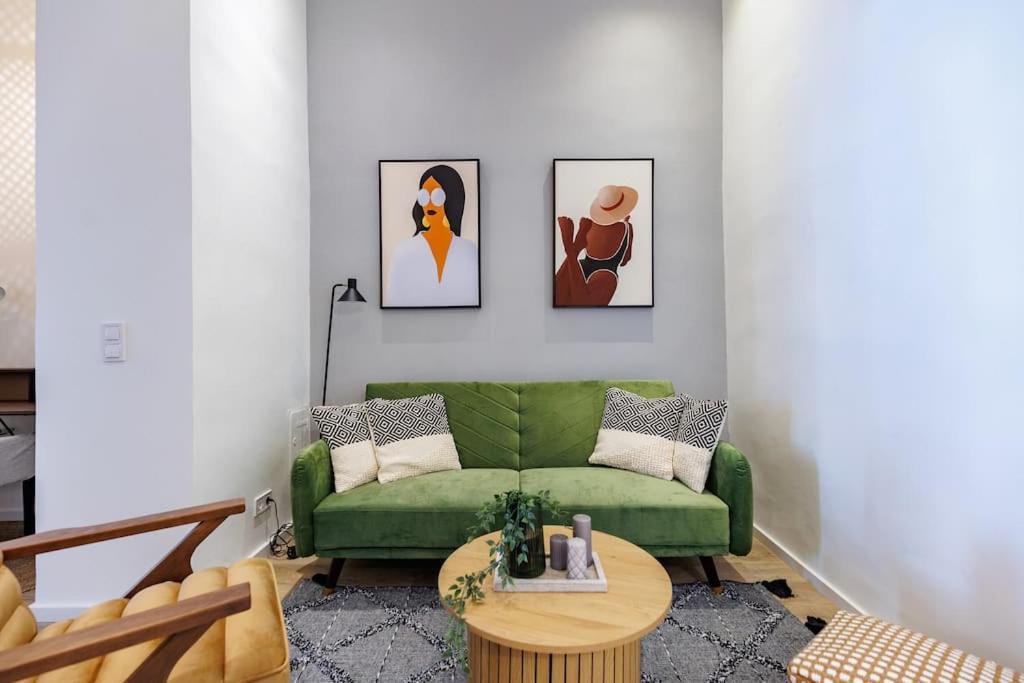 The Grove Hideaway Central 2Br Retreat Boedapest Buitenkant foto