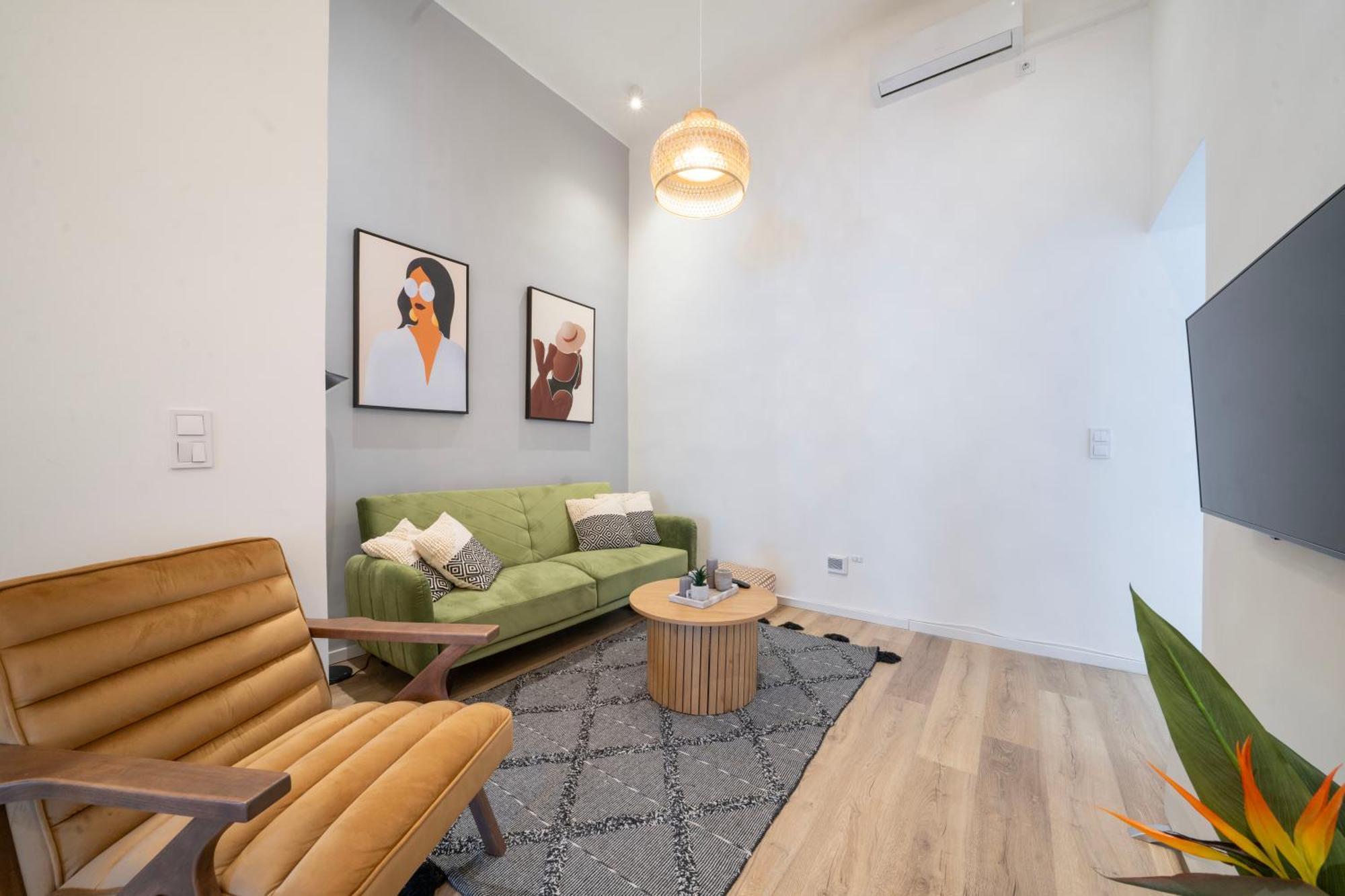 The Grove Hideaway Central 2Br Retreat Boedapest Buitenkant foto